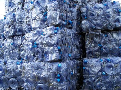plástico reciclado en contacto alimentario, PET, botellas, European Plastics Converters, European Plastics Recyclers, PETCORE, UE, normativa