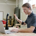 Unlimited Tomorrow, Stratasys, Dassault Systèmes, easton Lachapelle, impresión, 3D, polijet, próteis personalizadas, prótesis impresas 3D