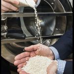 xeros, lavadora, lavar con plástico, bolas de nylon, esferas de polímeros, polímeros de nylon, lavar sin agua, ahorro de agua, plásticos, medio ambiente