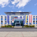 Wittmann Group, Grupo wittmann, resultados 2018, ventas 2018, mercado, previsiones 2019, pedidos, novedades, hechos relevantes, ejercicio 2018, obras en sedes, productos lanzados, inyectora para plástico, periféricos, equipos auxiliares para la industria del plástico, industria 4.0, Michael Wittmann