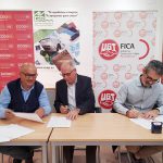 Firma del concenio colectivo del plástico en Valencia